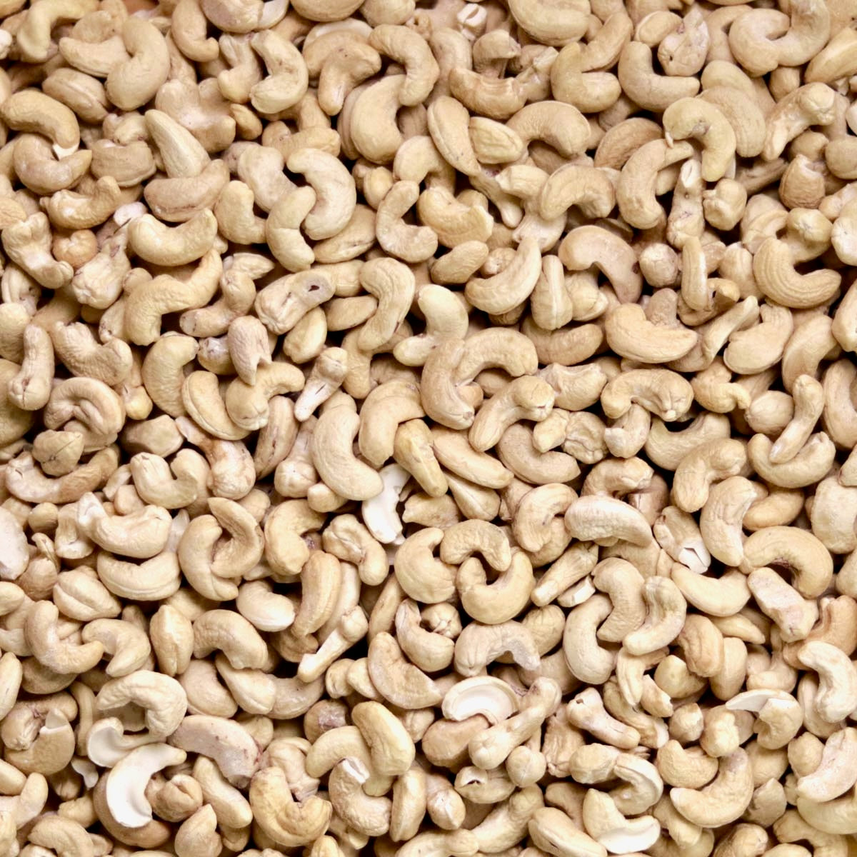 Whole unroasted cashews - organic/fair trade